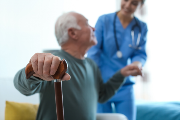 Beneficios de la fisioterapia a domicilio para personas mayores